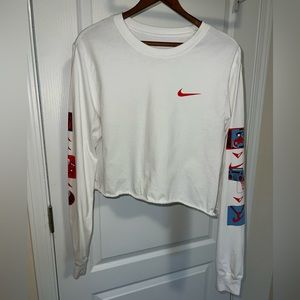 Cropped Nike Long Sleeve